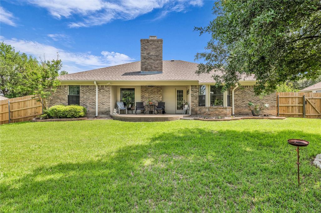 304 Neely Road Hewitt, TX 76643 - Photo 5 of 38