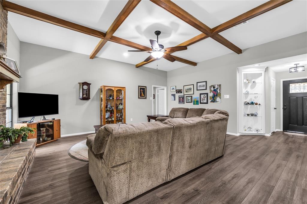 304 Neely Road Hewitt, TX 76643 - Photo 7 of 38