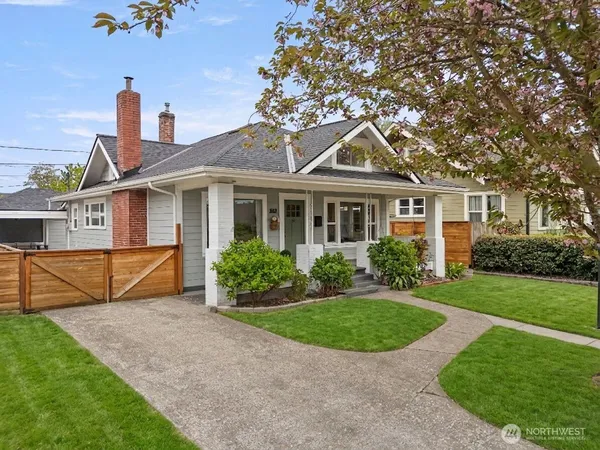 $569,000 | 809 Sumner Avenue, Sumner, WA 98390