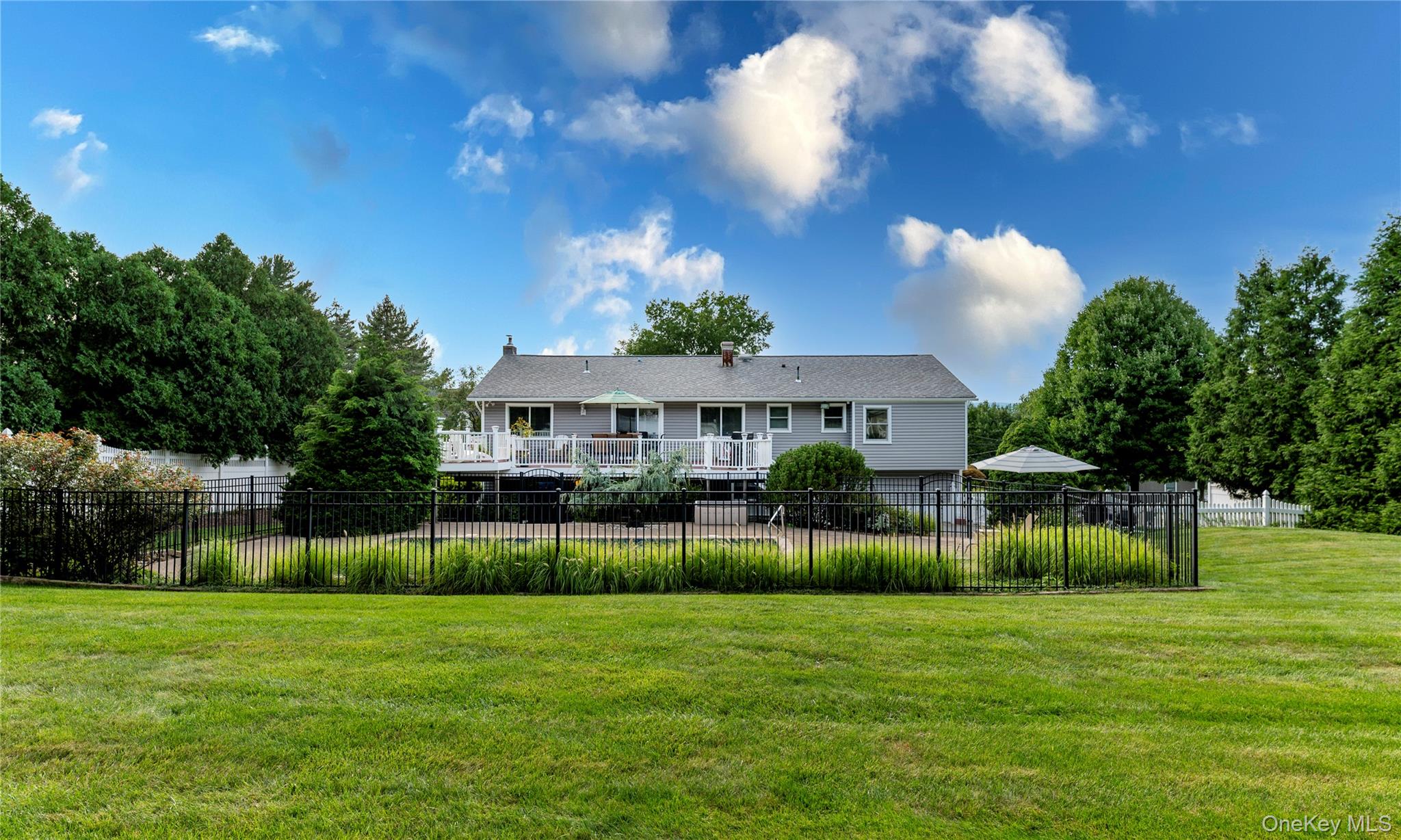 619 Russet Road Valley Cottage, NY 10989 - Photo 8 of 16 Gallery Image 8