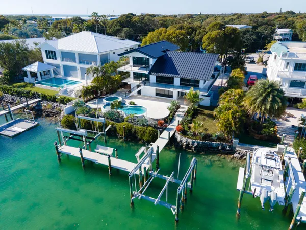 $6,975,000 | 228 Tide Avenue, Tavernier, FL 33070