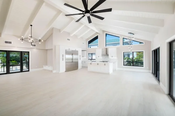 $6,975,000 | 228 Tide Avenue, Tavernier, FL 33070
