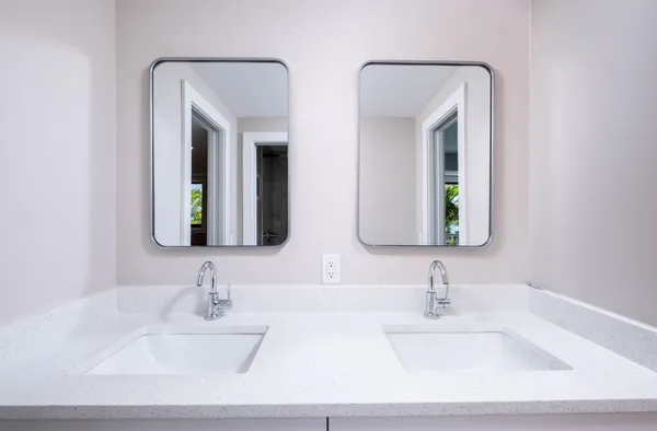 $6,975,000 | 228 Tide Avenue, Tavernier, FL 33070