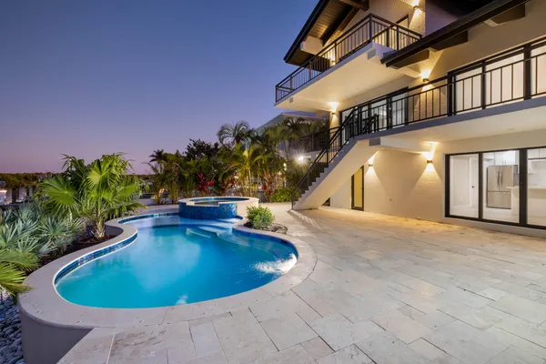 $6,975,000 | 228 Tide Avenue, Tavernier, FL 33070