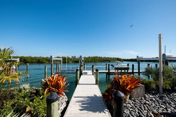$6,975,000 | 228 Tide Avenue, Tavernier, FL 33070