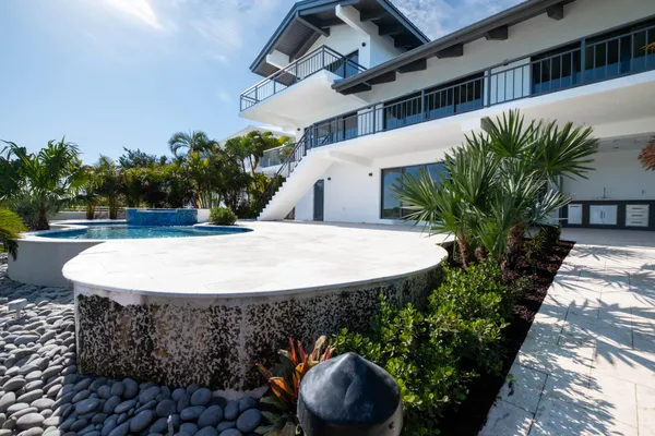 $6,975,000 | 228 Tide Avenue, Tavernier, FL 33070