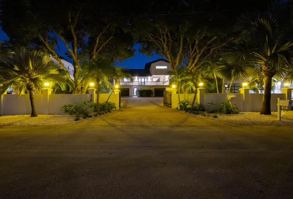 $6,975,000 | 228 Tide Avenue, Tavernier, FL 33070