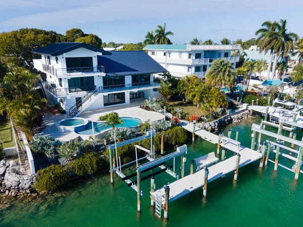 $6,975,000 | 228 Tide Avenue, Tavernier, FL 33070