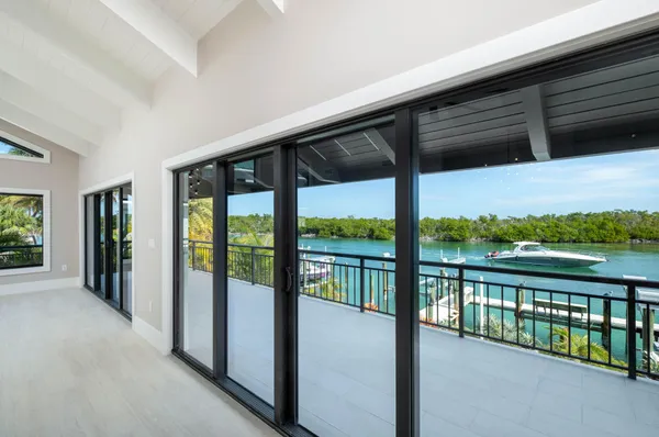 $6,975,000 | 228 Tide Avenue, Tavernier, FL 33070