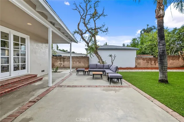 $1,099,000 | 9233 Swinton Avenue, North Hills, CA 91343