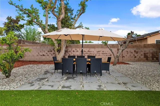 $1,099,000 | 9233 Swinton Avenue, North Hills, CA 91343