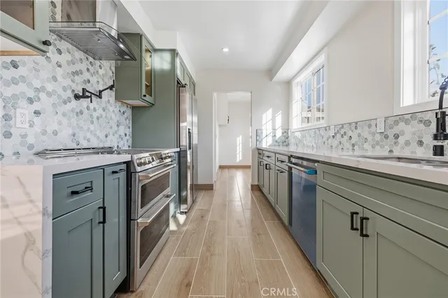 $1,099,000 | 9233 Swinton Avenue, North Hills, CA 91343