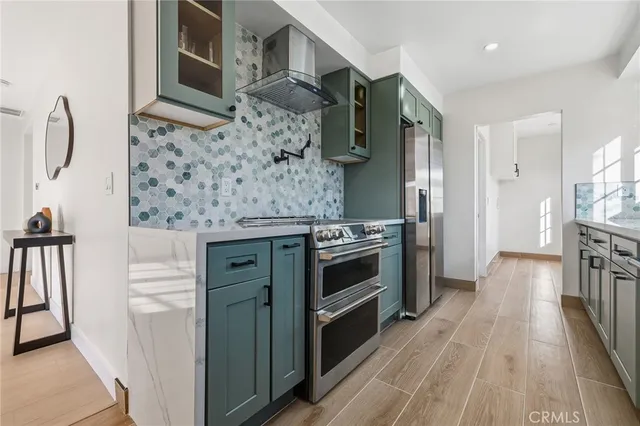 $1,099,000 | 9233 Swinton Avenue, North Hills, CA 91343