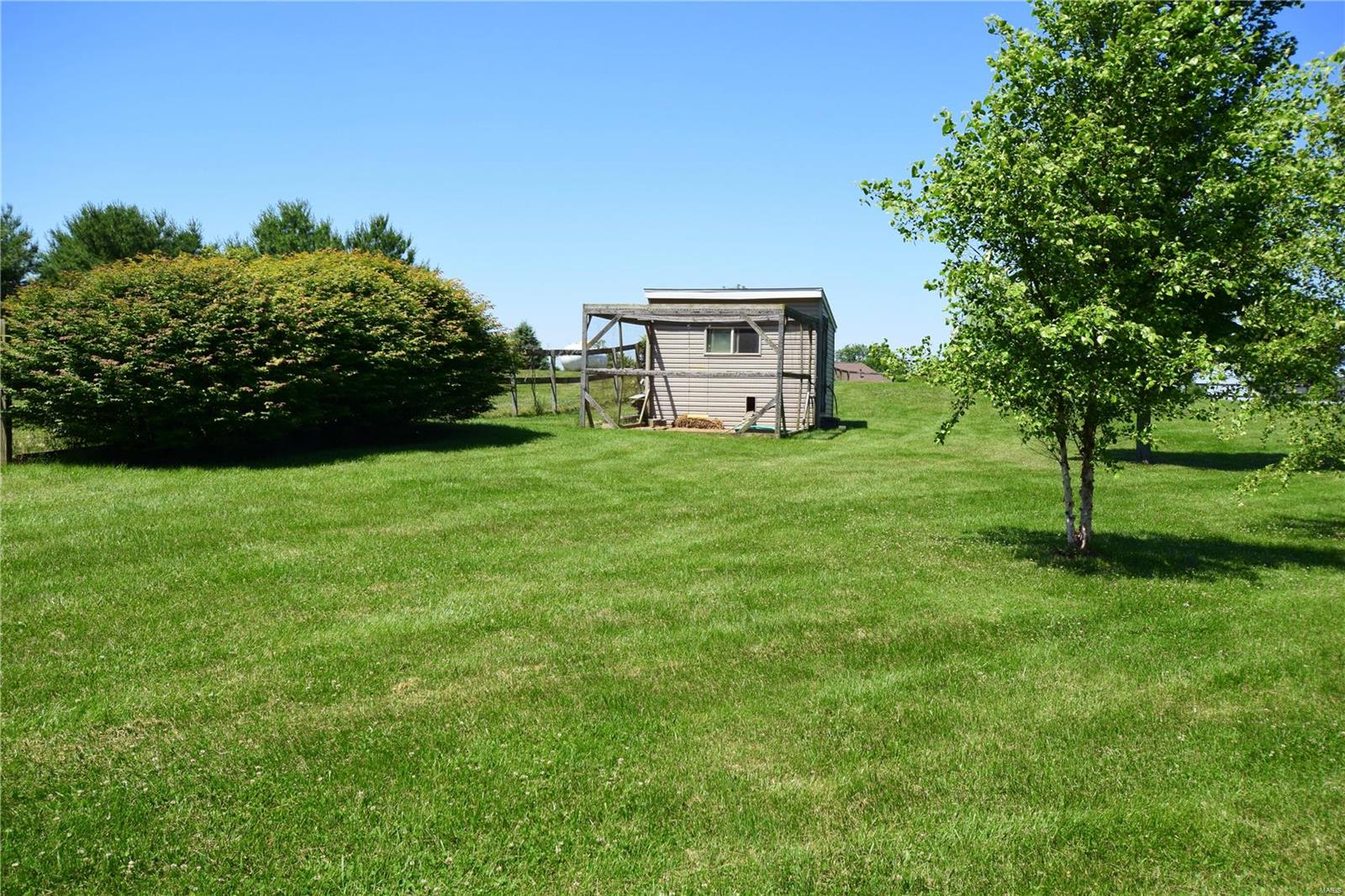 229 South Meadow Ridge Trail Edwardsville, IL 62025 - Photo 45 of 62 Gallery Image 45