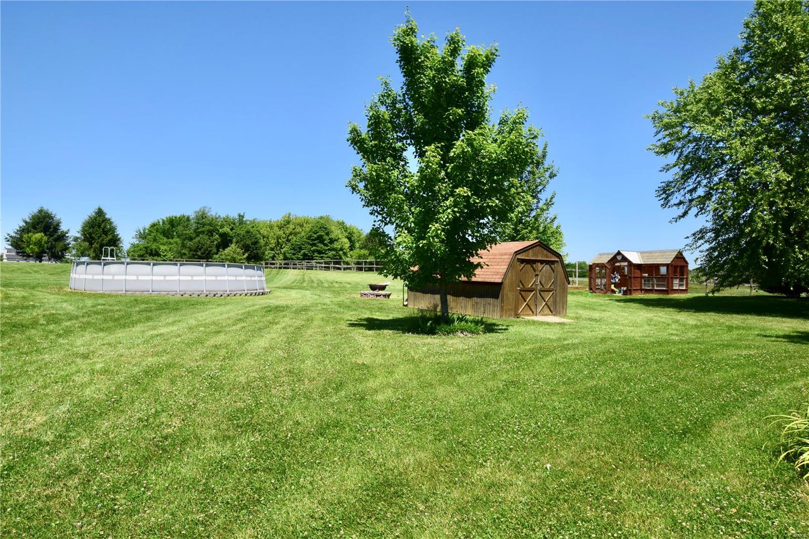 229 South Meadow Ridge Trail Edwardsville, IL 62025 - Photo 48 of 62 Gallery Image 48
