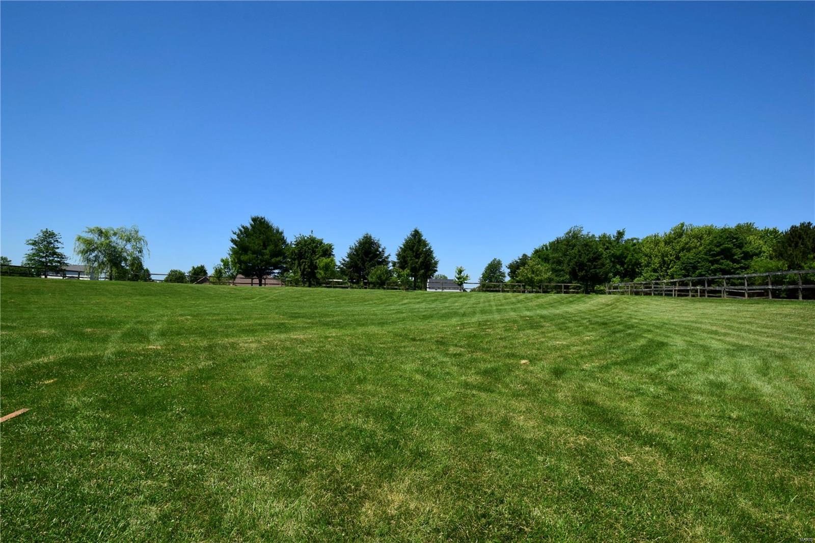 229 South Meadow Ridge Trail Edwardsville, IL 62025 - Photo 51 of 62 Gallery Image 51