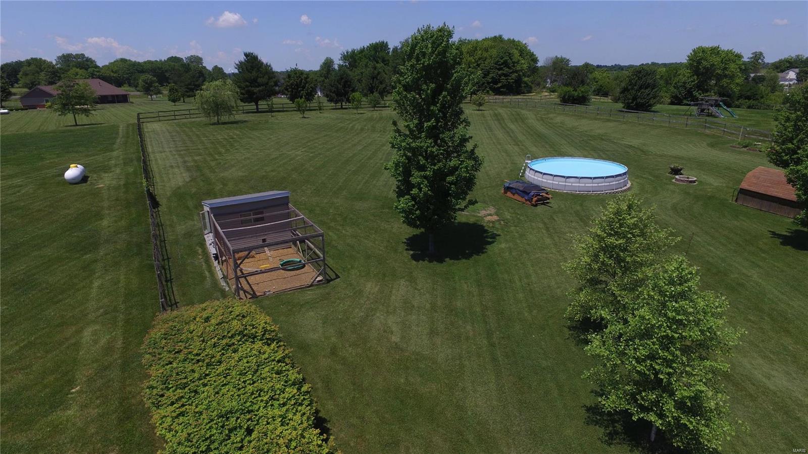 229 South Meadow Ridge Trail Edwardsville, IL 62025 - Photo 55 of 62 Gallery Image 55