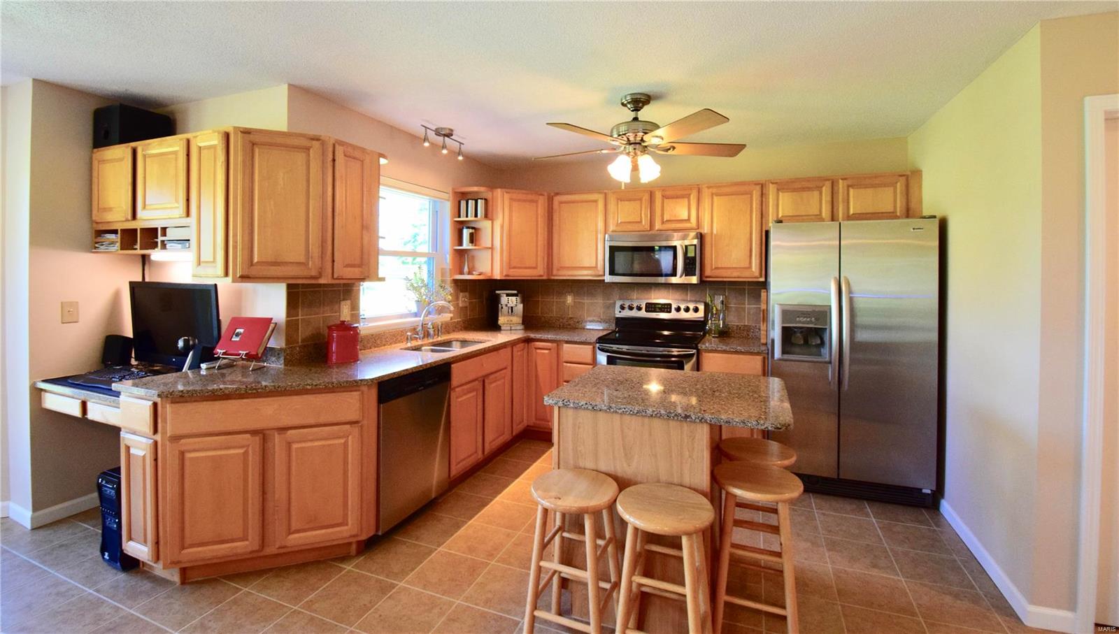 229 South Meadow Ridge Trail Edwardsville, IL 62025 - Photo 8 of 62 Gallery Image 8