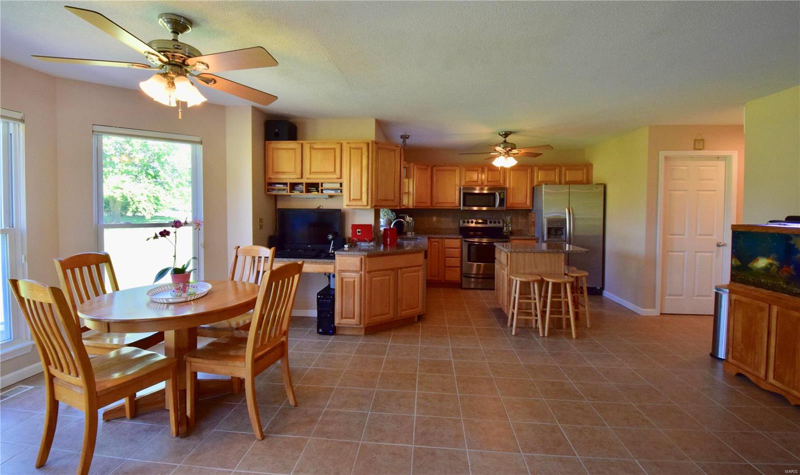 229 South Meadow Ridge Trail Edwardsville, IL 62025 - Photo 9 of 62 Gallery Image 9