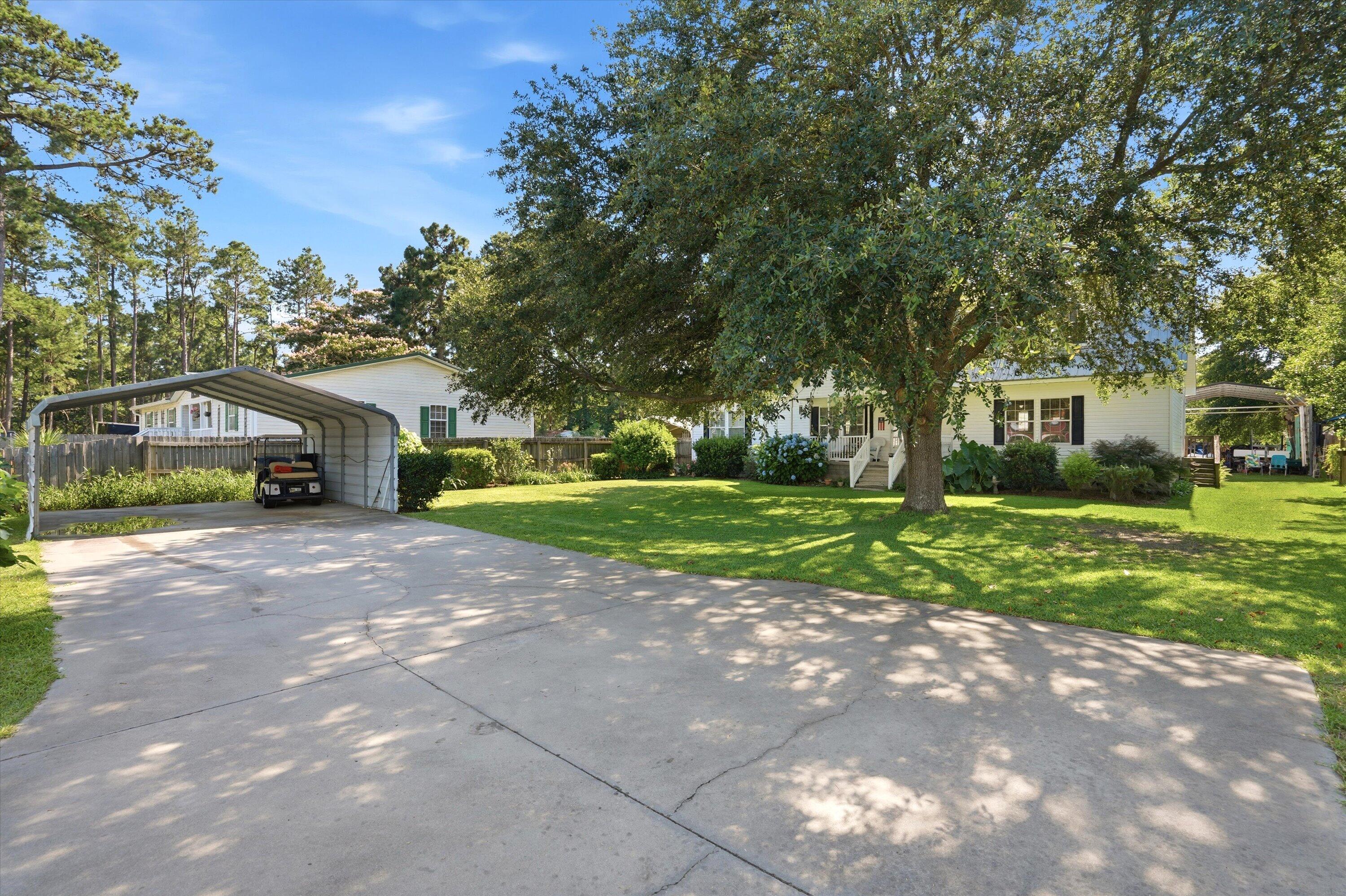 116 Sparrow Street Bonneau, SC 29431 - Photo 5 of 65