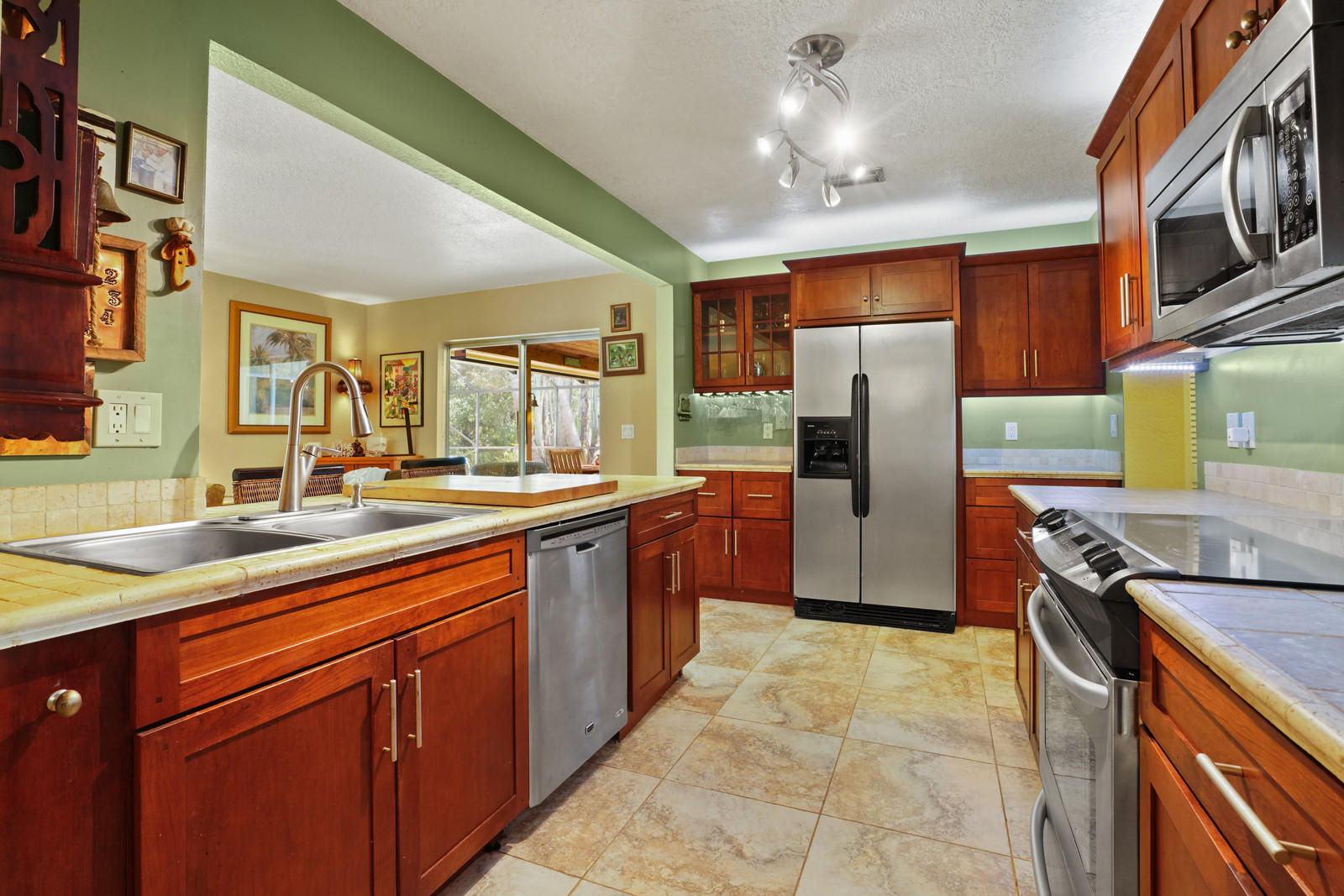 17089 Thunder Road Jupiter, FL 33478 - Photo 11 of 36 Kitchen