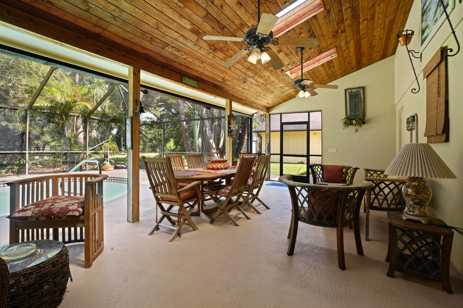 17089 Thunder Road Jupiter, FL 33478 - Photo 23 of 36 Back porch