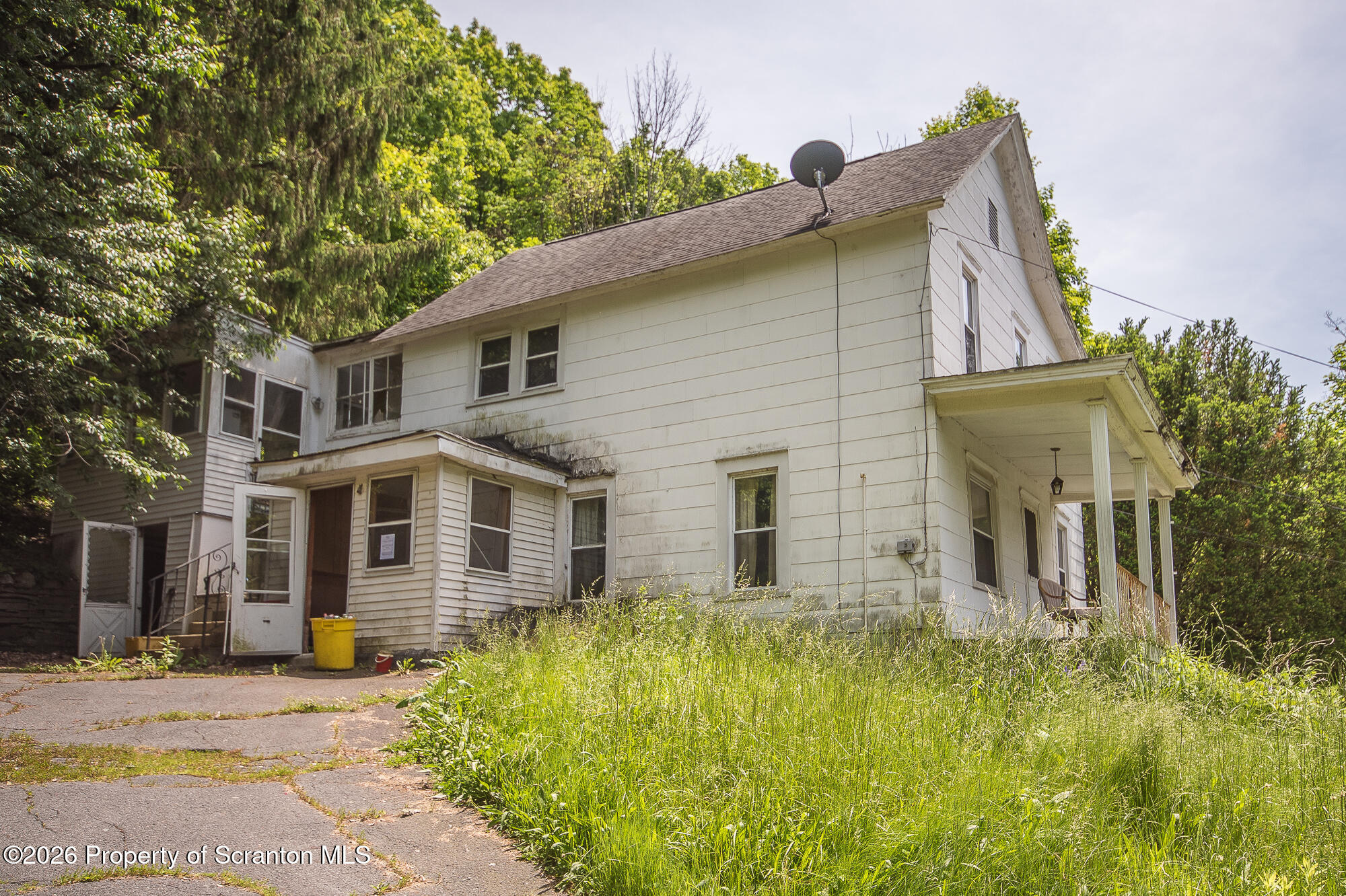 302 Scott Road Chinchilla, PA 18411 - Photo 3 of 4 Side
