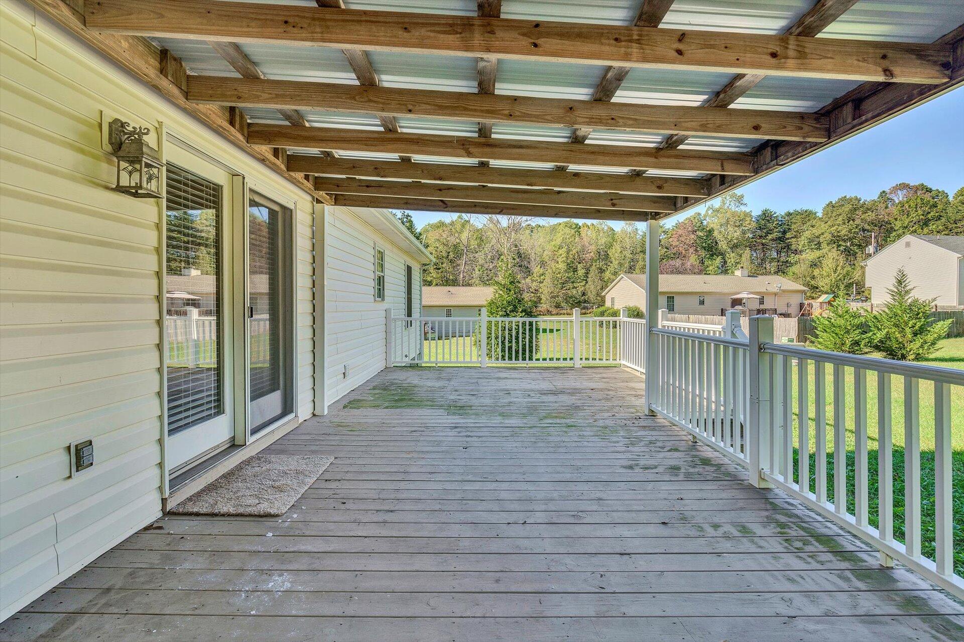 5925 Scruggs Road Moneta, VA 24121 - Photo 19 of 26 19-101920210063