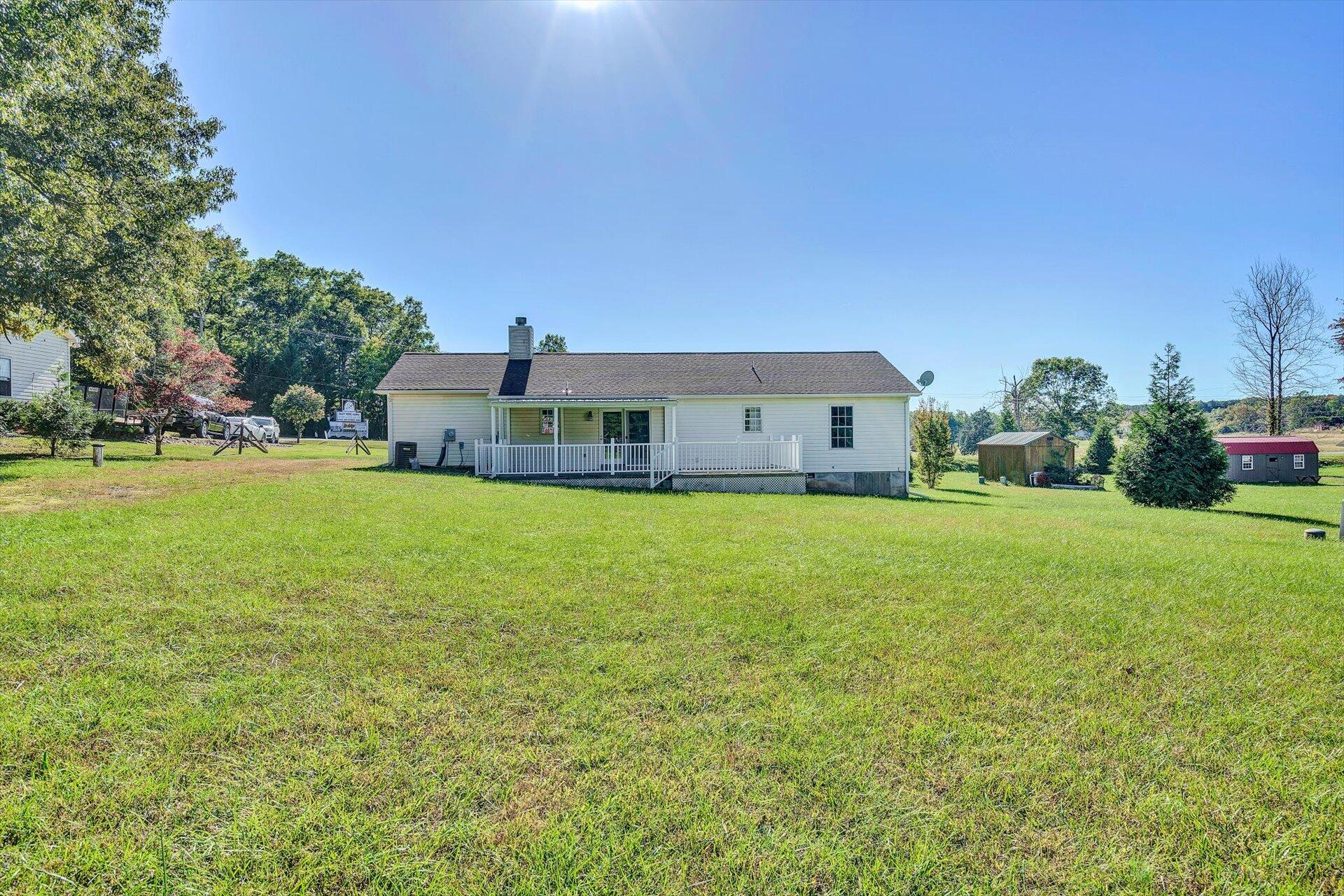 5925 Scruggs Road Moneta, VA 24121 - Photo 24 of 26 24-101920210067