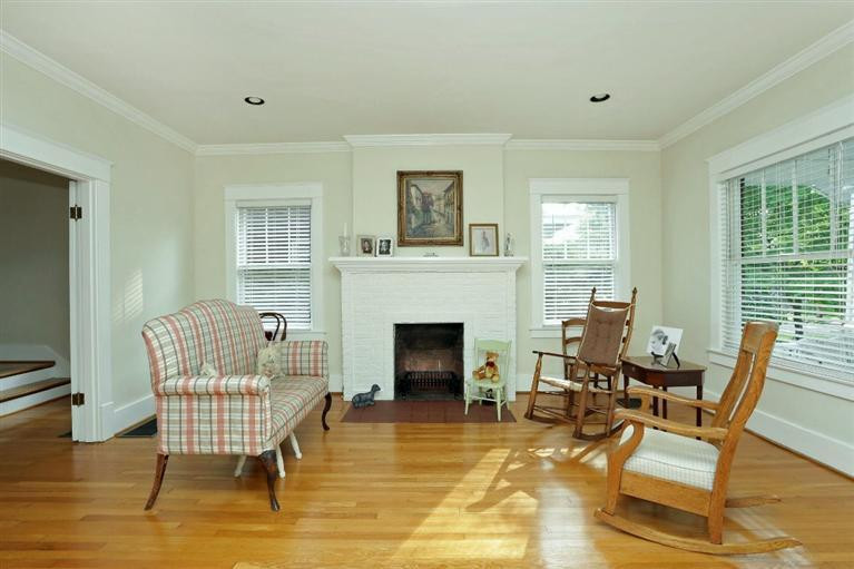 333 Irvine Road Lexington, KY 40502 - Photo 4 of 31 Photo 4