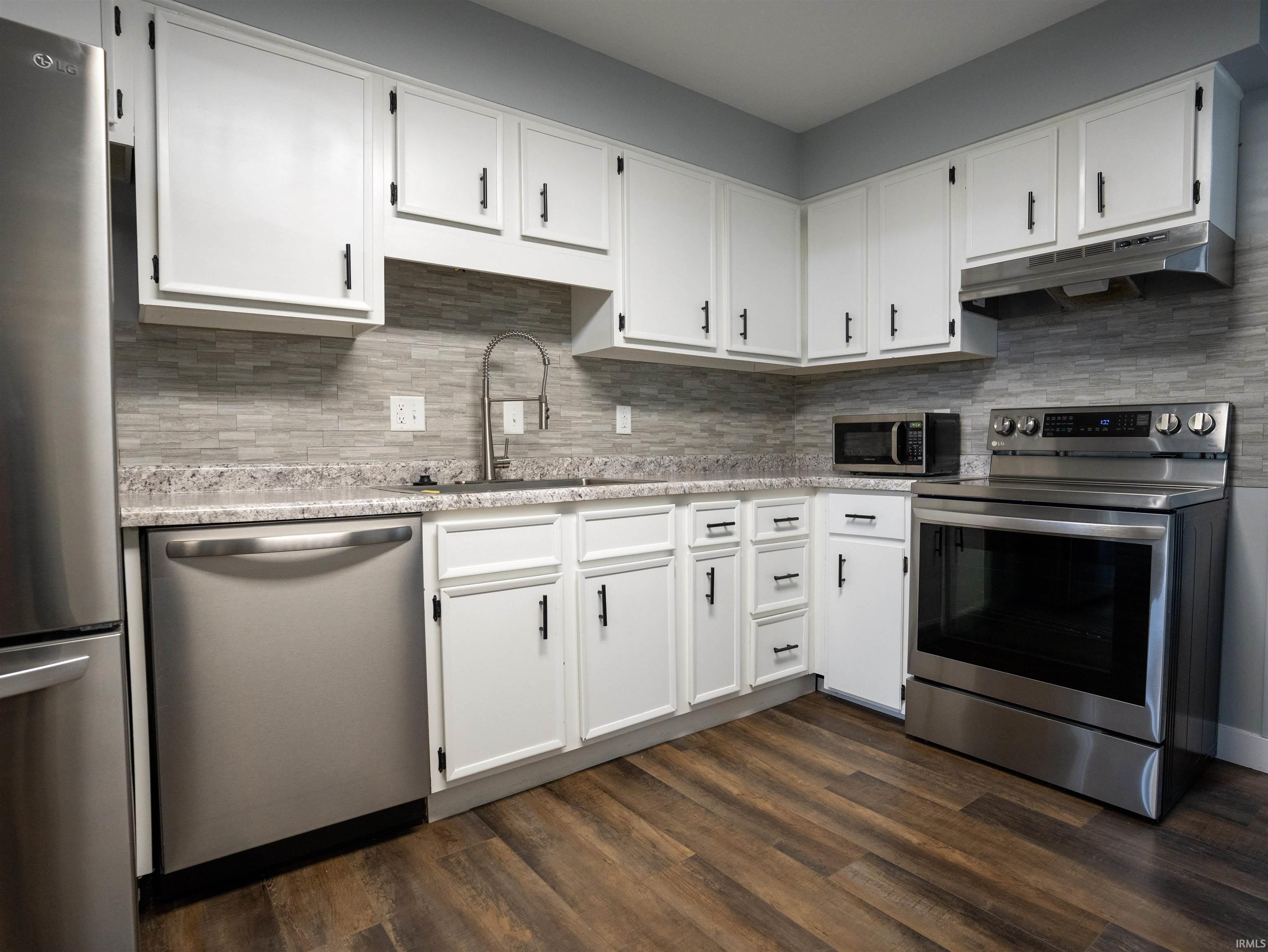 6440 Covington Road Fort Wayne, IN 46804 - Photo 12 of 24