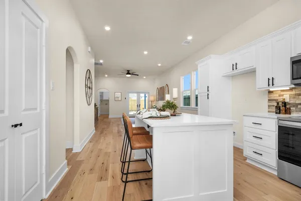 $280,000 | 104 Canary St Point, Point Blank, TX 77364