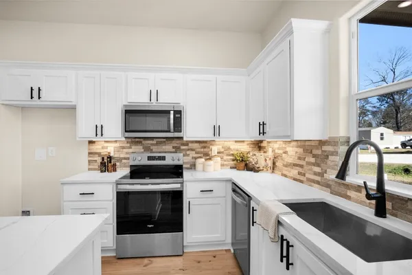 $280,000 | 104 Canary St Point, Point Blank, TX 77364