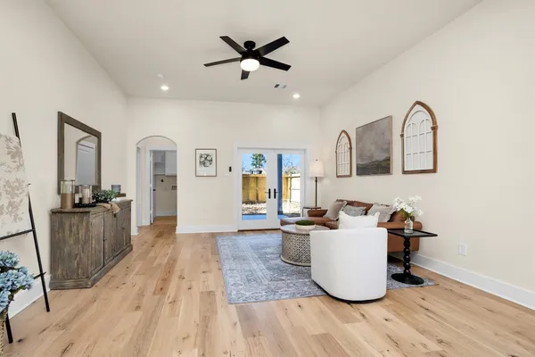 $280,000 | 104 Canary St Point, Point Blank, TX 77364