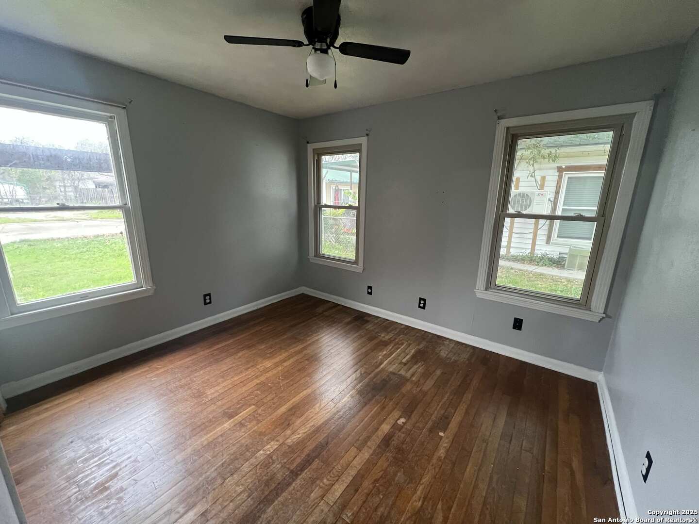 1012 East Walnut Street Seguin, TX 78155 - Photo 16 of 22