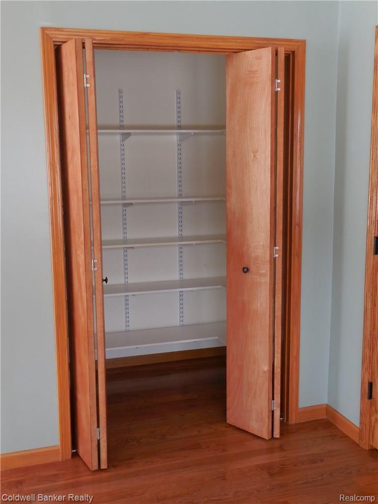 2929 Sunshine Road Highland, MI 48357 - Photo 18 of 24 Walk-in Pantry (5 x 4)