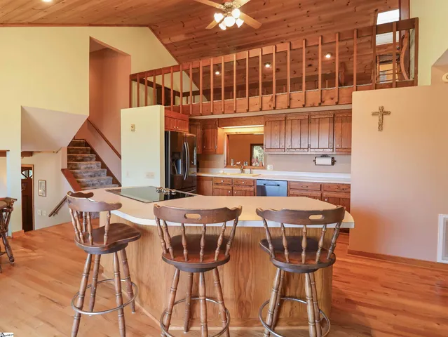 $1,250,000 | 1100 Mile Creek Road, Pickens, SC 29671