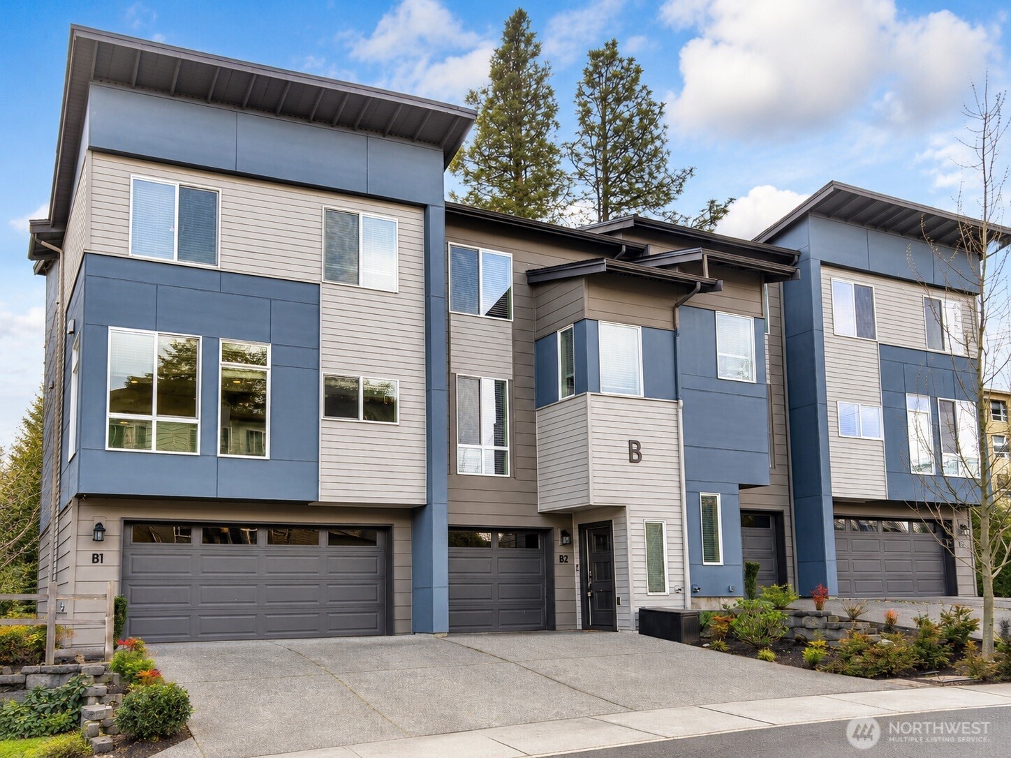 16201 Meadow Road, Unit B1 Lynnwood, WA 98087 - Photo 1 of 2