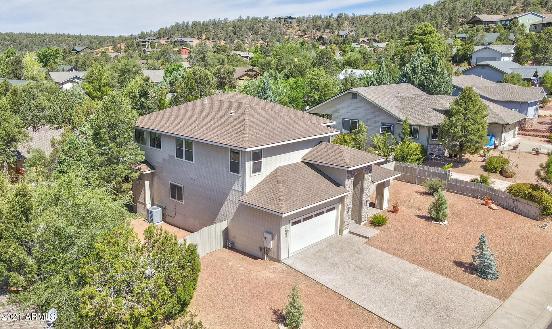 604 North Oak Ridge Road Payson, AZ 85541 - Photo 11 of 55 an aerial view of a house with a yard