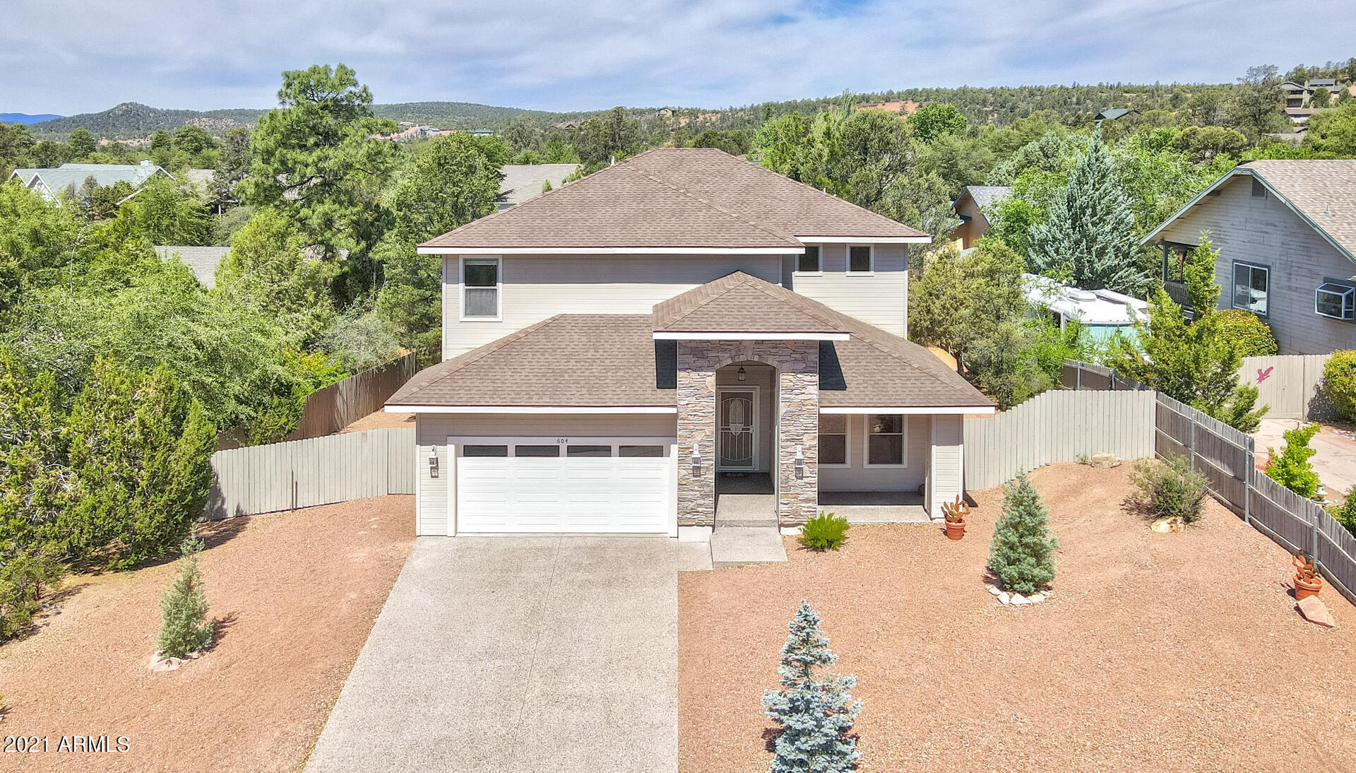 604 North Oak Ridge Road Payson, AZ 85541 - Photo 12 of 55 an aerial view of a house