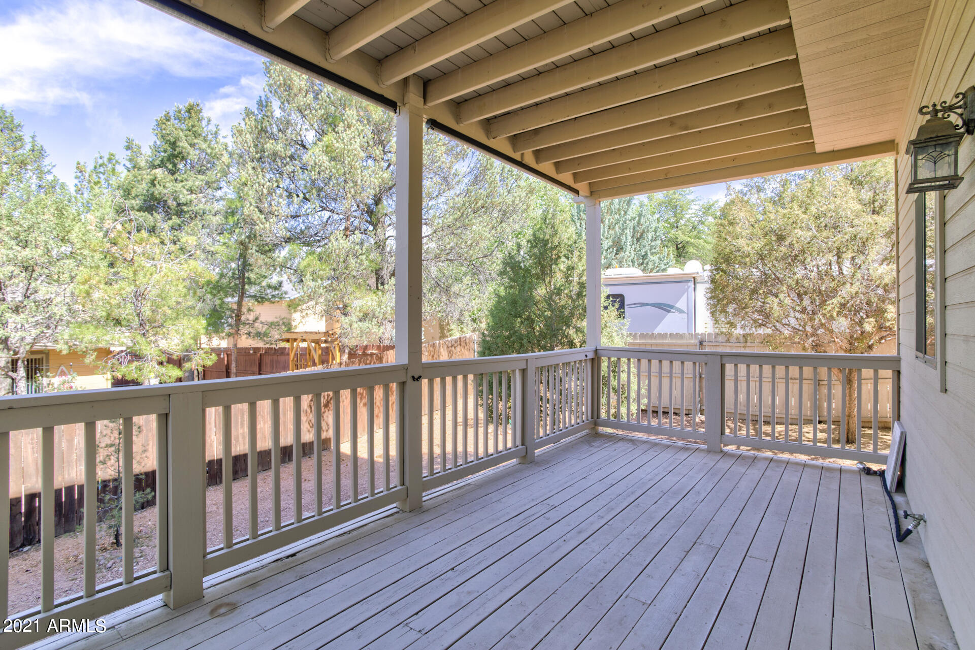 604 North Oak Ridge Road Payson, AZ 85541 - Photo 38 of 55 a view of a wooden deck