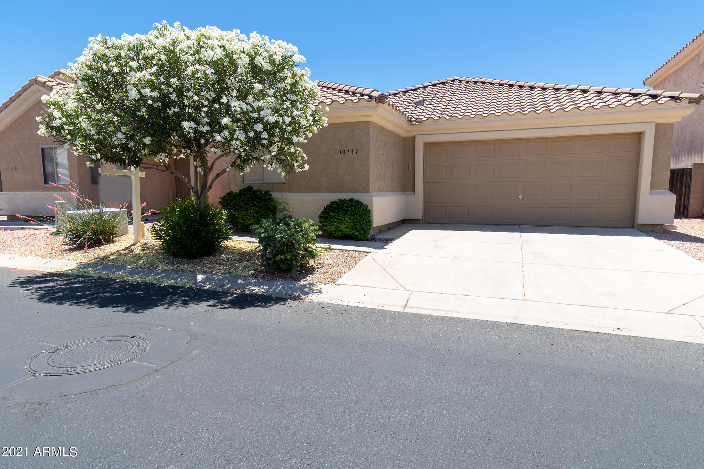 10437 East Butte Street Apache Junction, AZ 85120 - Photo 1 of 25 1 Exterior