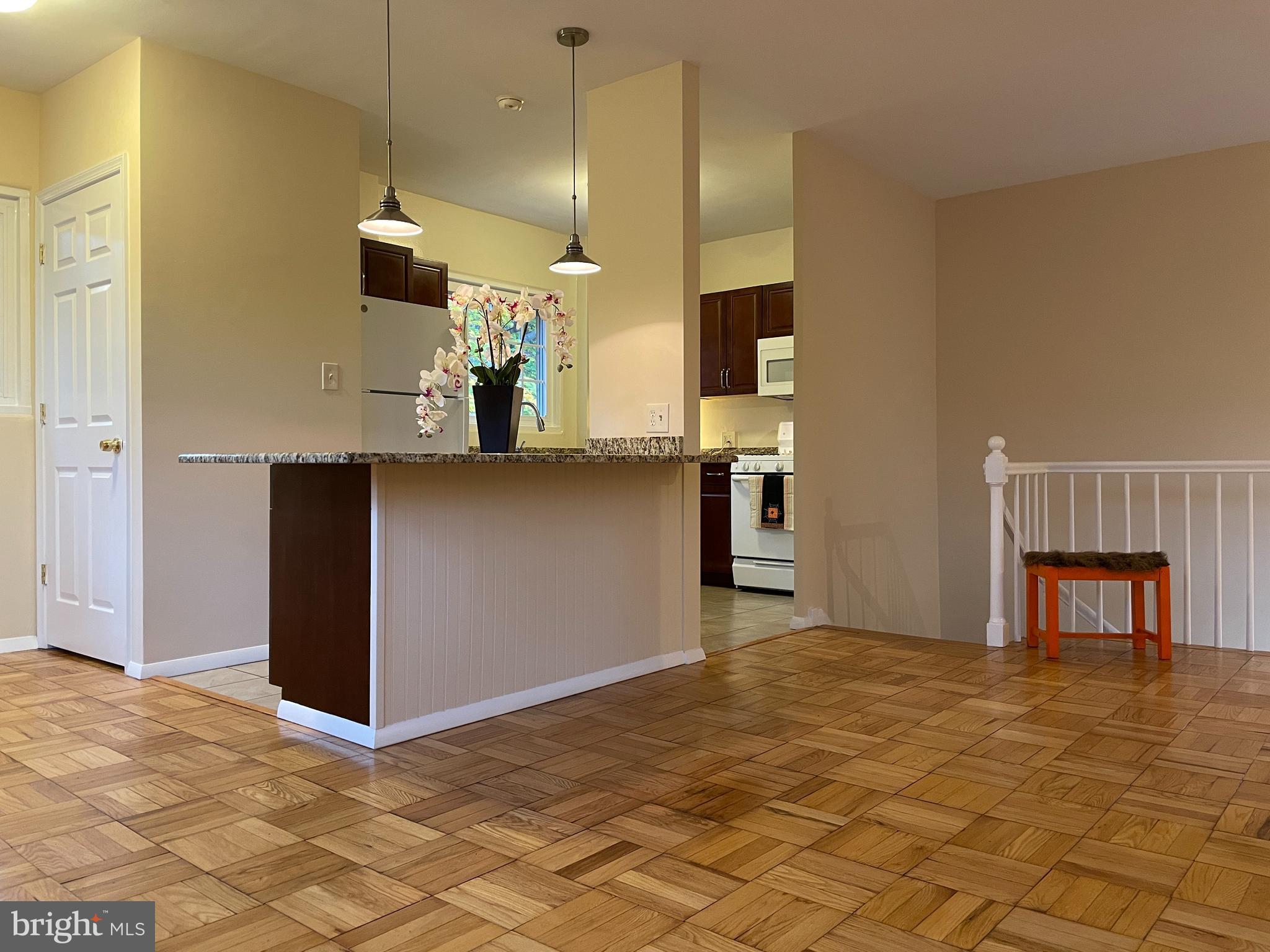 3626 Gunston Road Alexandria, VA 22302 - Photo 1 of 48