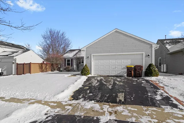 $289,900 | 338 Timber Drive, Harvard, IL 60033