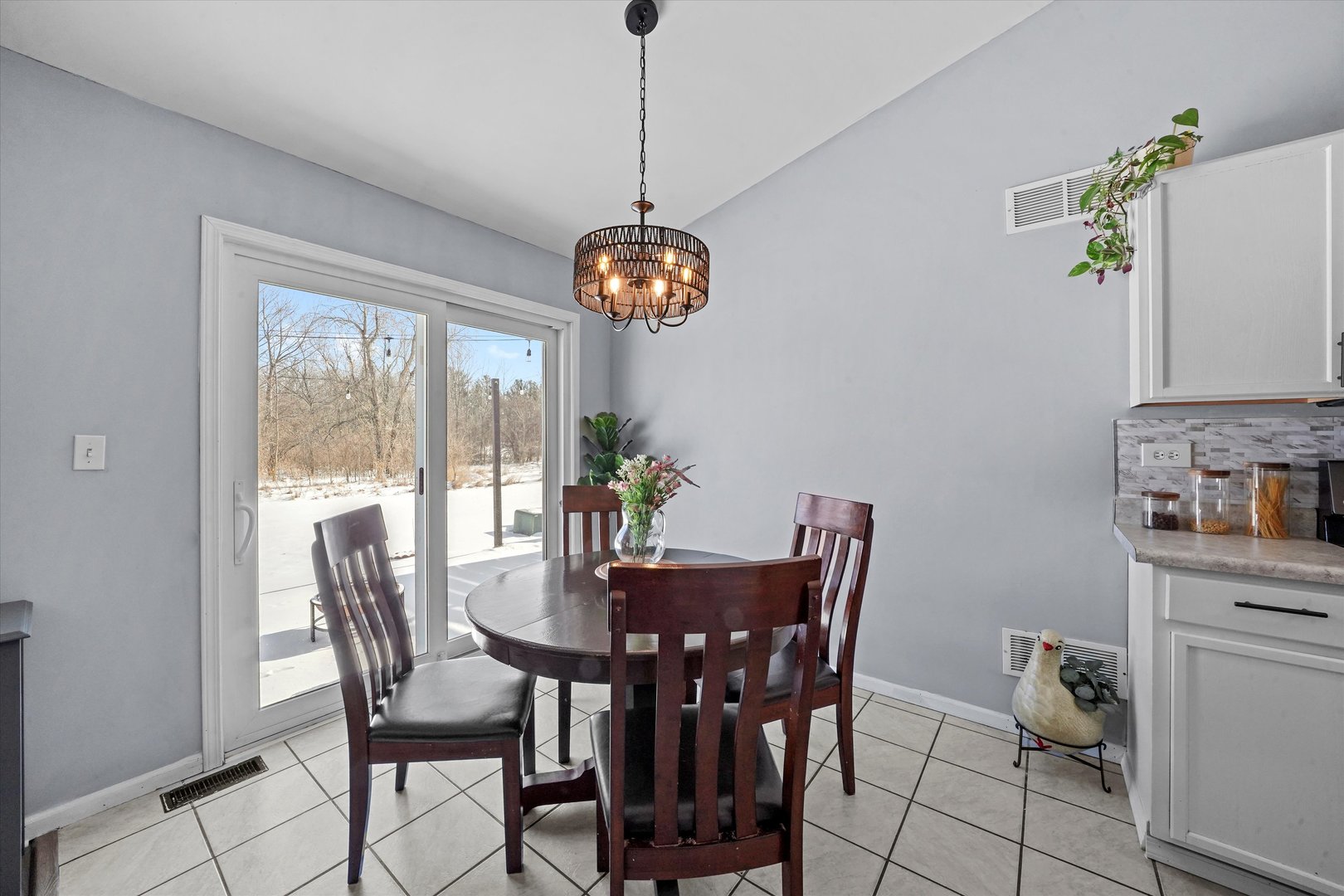 338 Timber Drive Harvard, IL 60033 - Photo 7 of 45