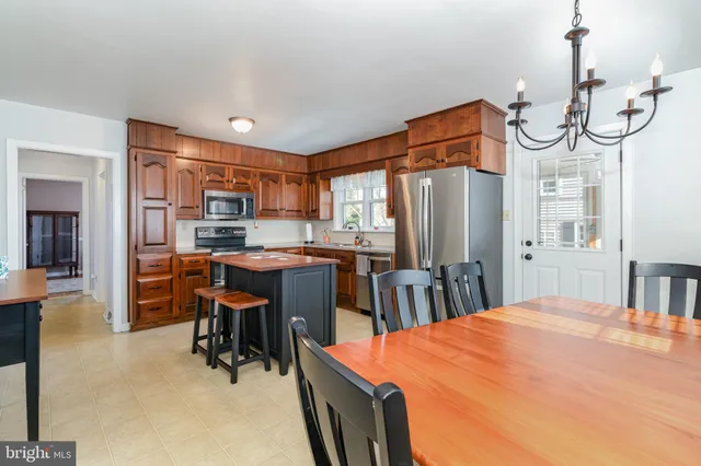 $449,900 | 202 North Decatur Street, Strasburg, PA 17579