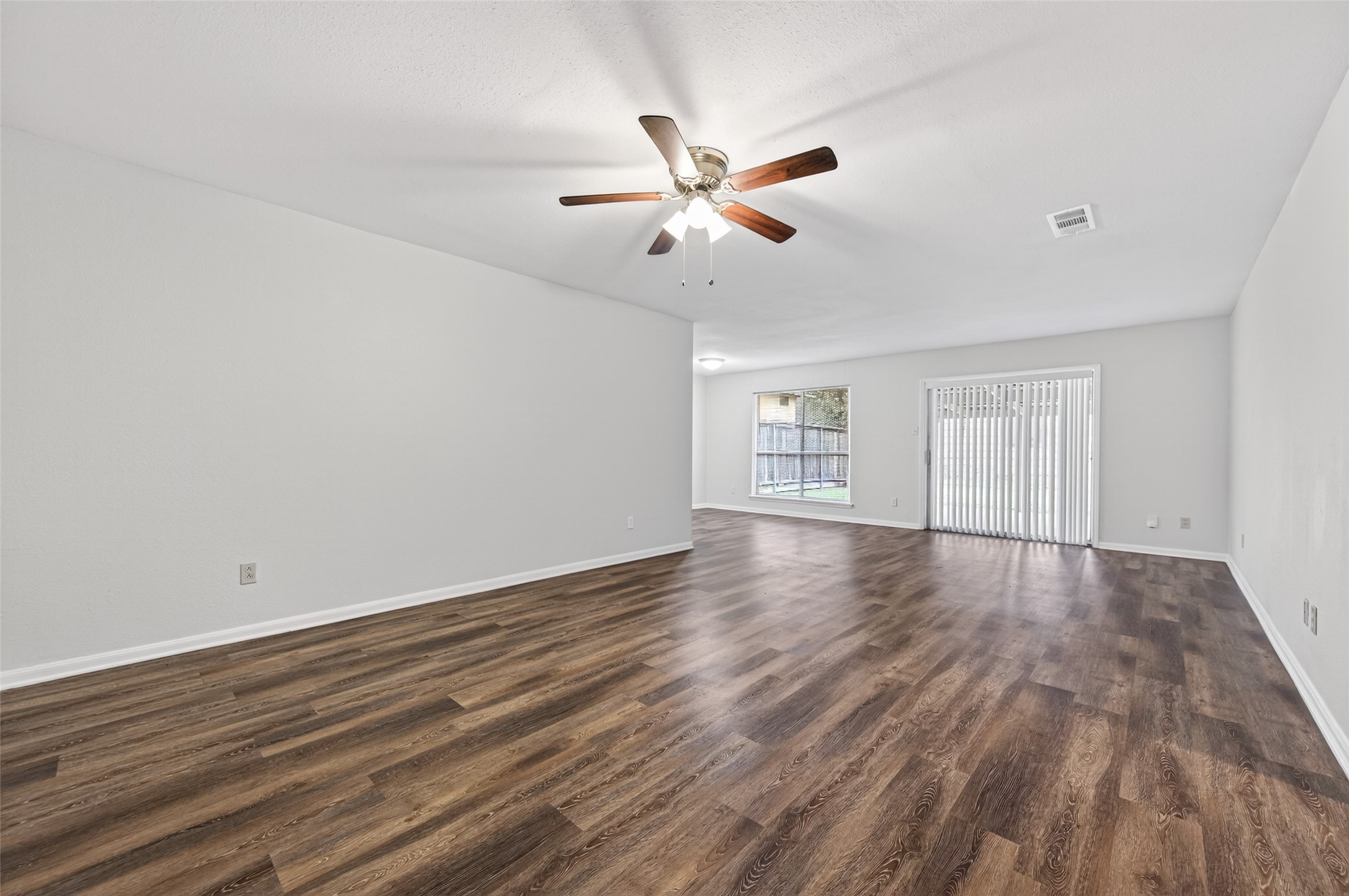 2103 Briar Ridge Drive Rosenberg, TX 77471 - Photo 4 of 20 Rear door leads to the covered patio