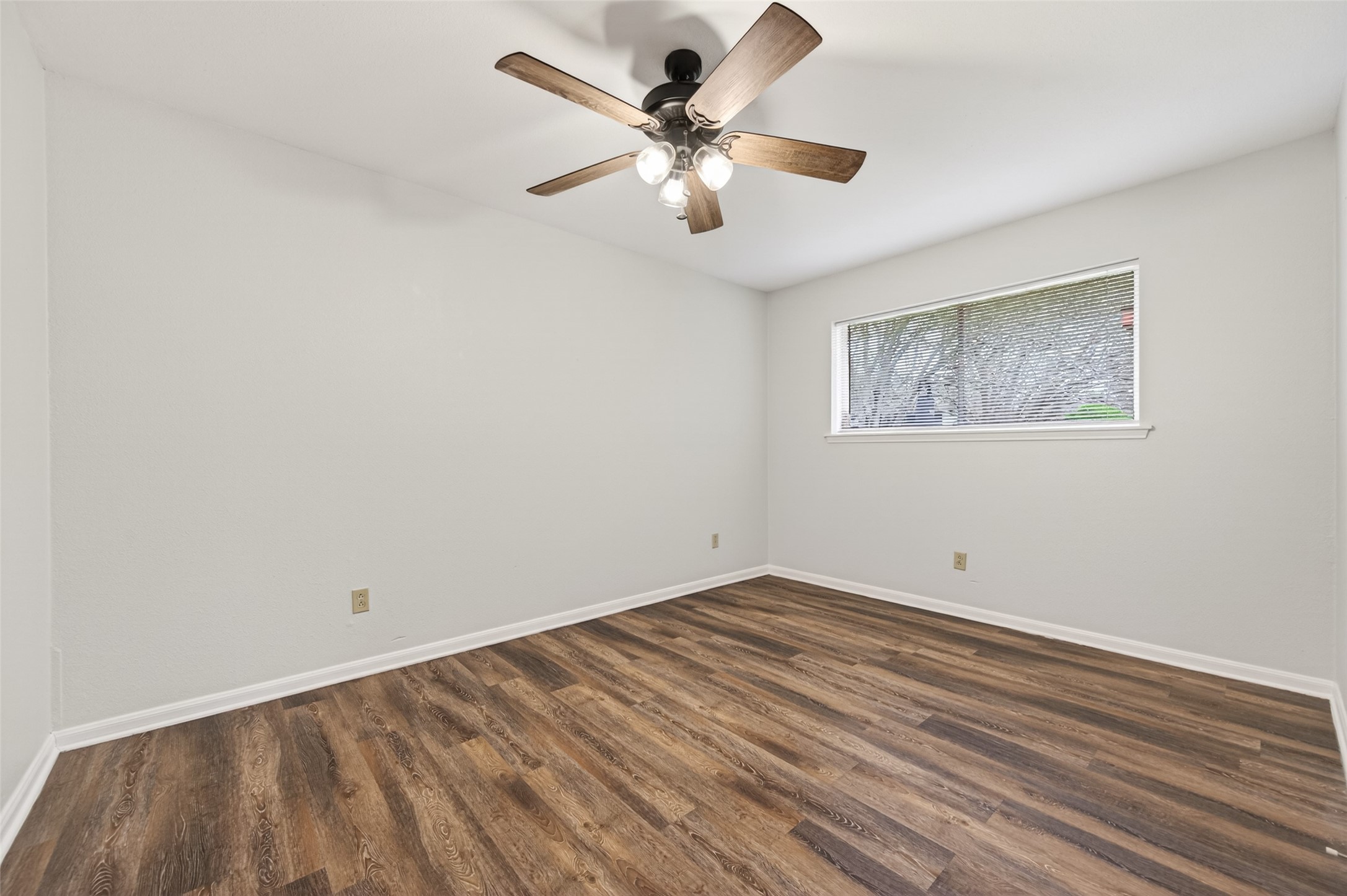 2103 Briar Ridge Drive Rosenberg, TX 77471 - Photo 10 of 20 Bedroom 2