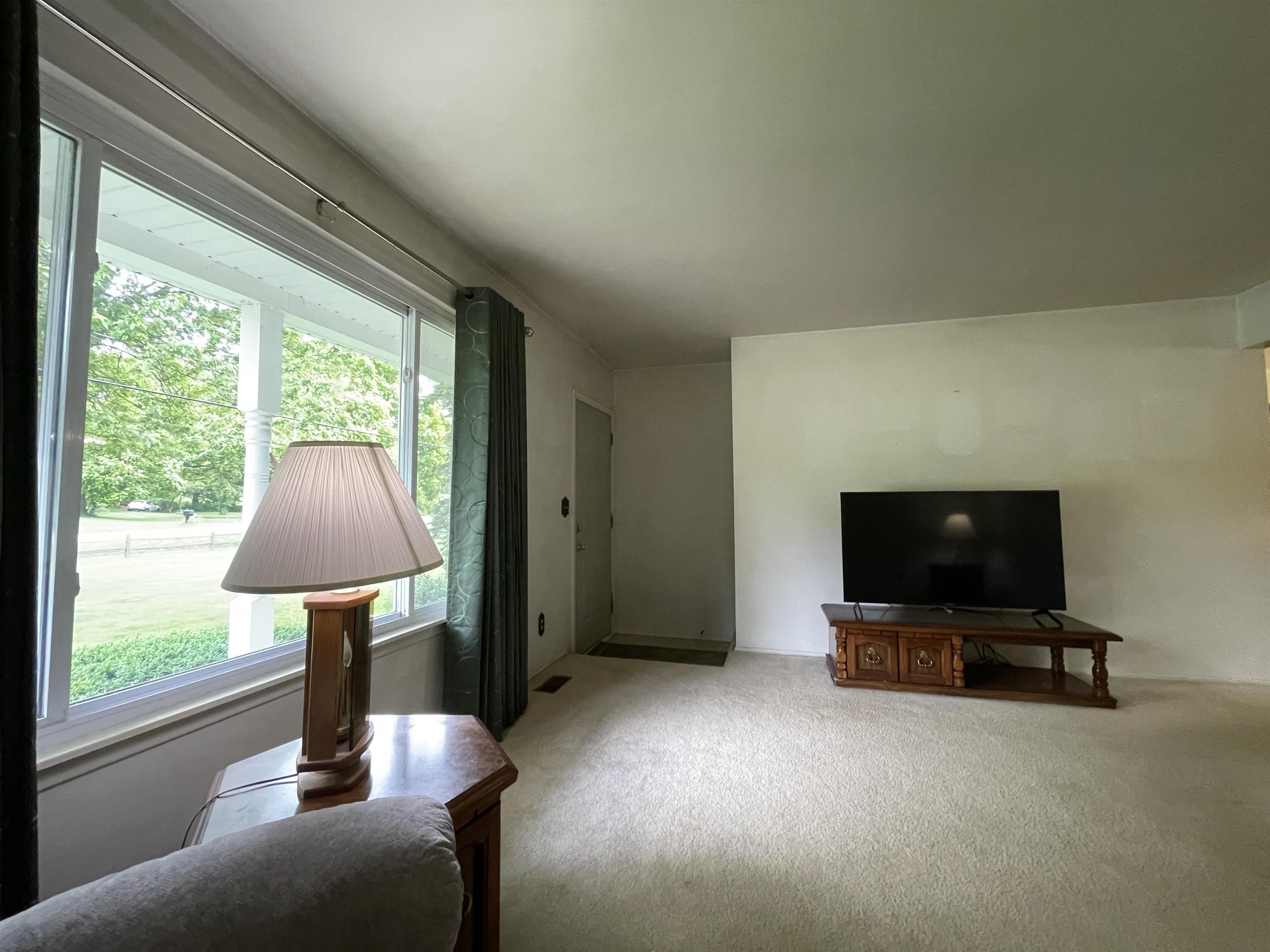 12055 Lennon Road Lennon, MI 48449 - Photo 7 of 23