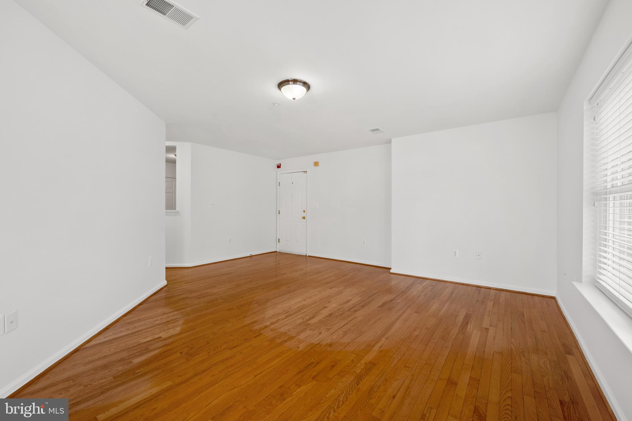6508 Ridenour Way East, Unit 2A Sykesville, MD 21784 - Photo 6 of 23 Living Room